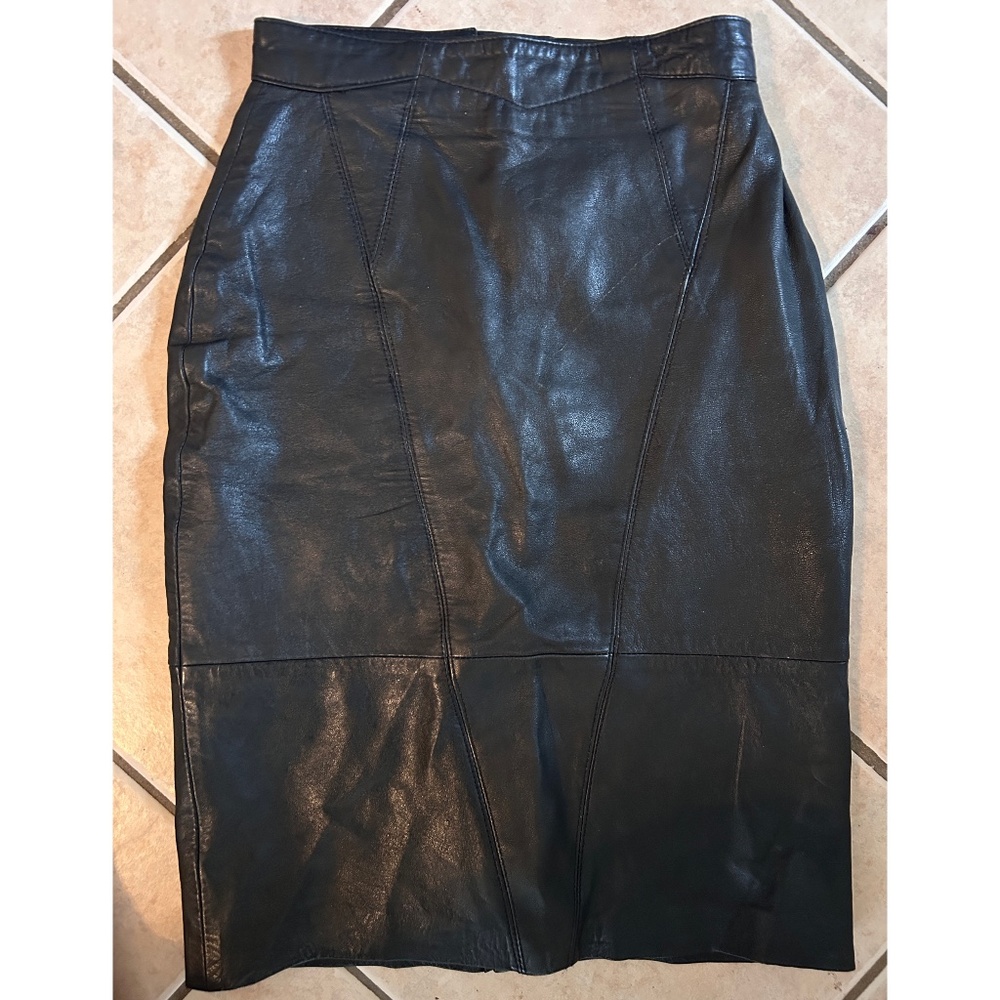 Leather skirt
